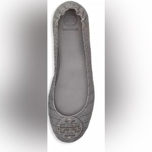 NIB Tory Burch Minnie Travel Ballet Size 6. Color Zinc